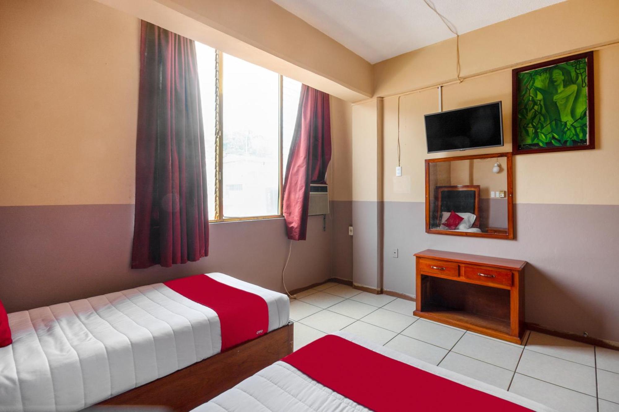 Oyo Hotel Totonacapan, Papantla Екстериор снимка