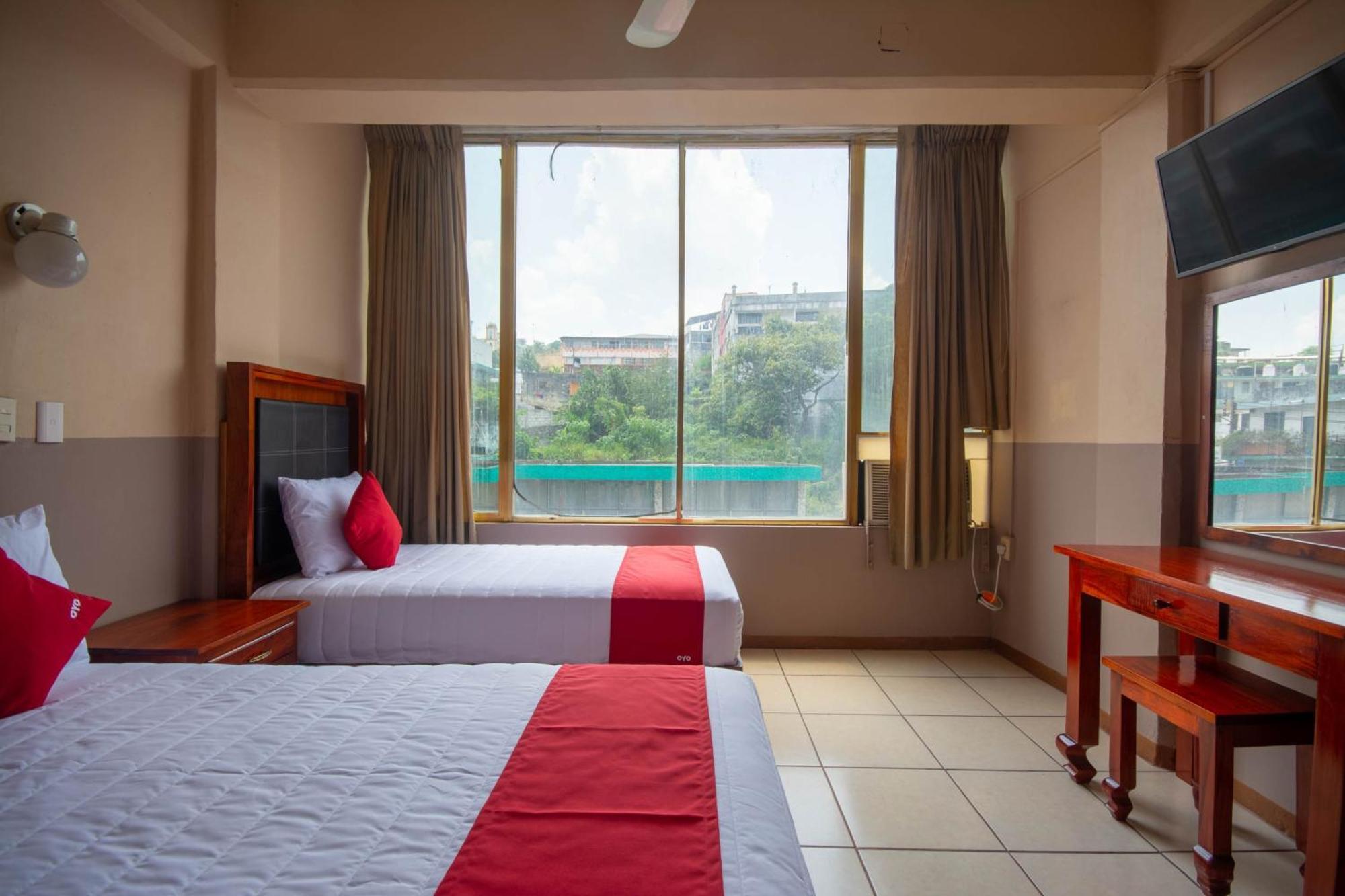 Oyo Hotel Totonacapan, Papantla Екстериор снимка